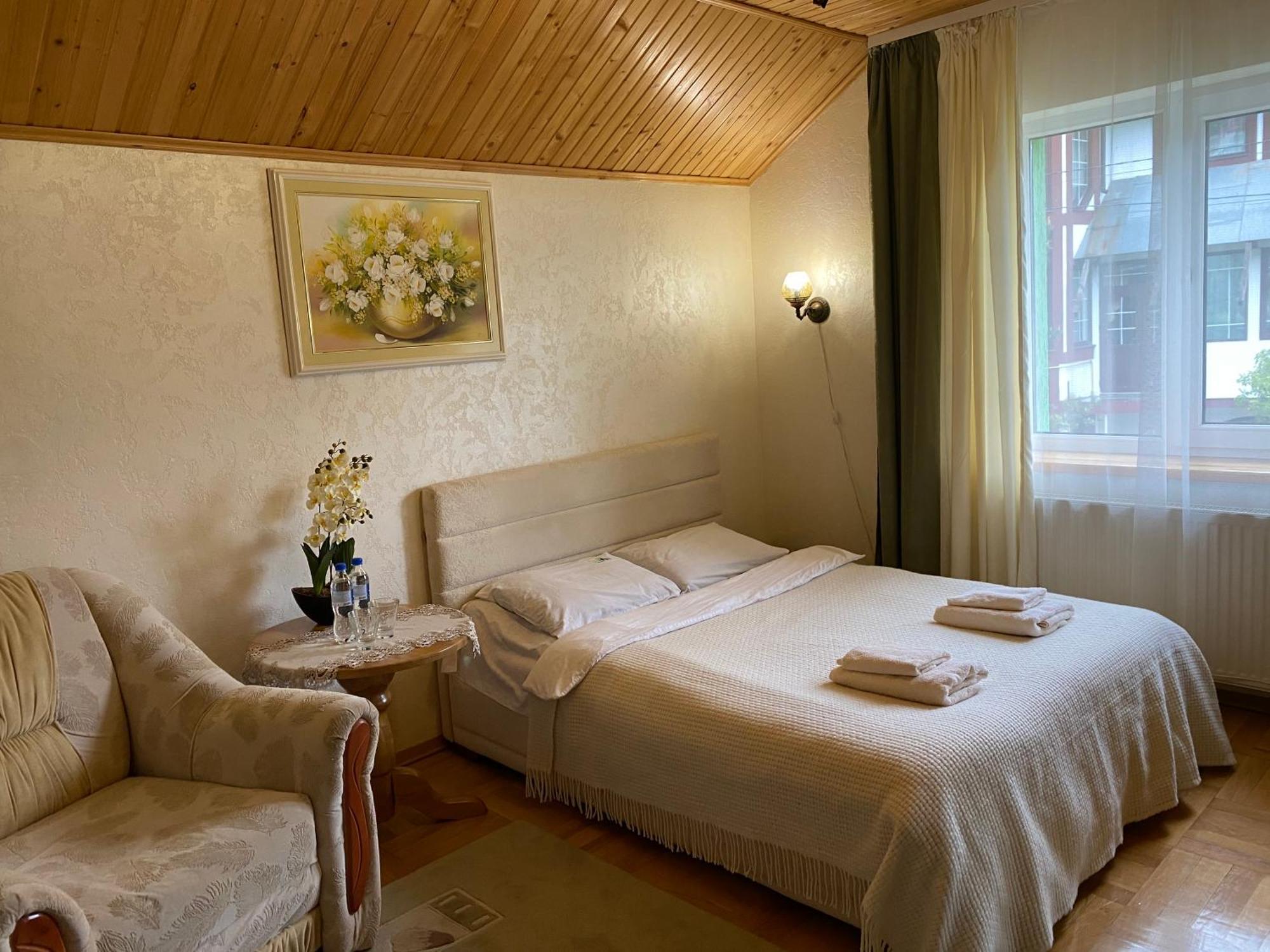 Зелена Садиба Над Рікою Slawske Zimmer foto